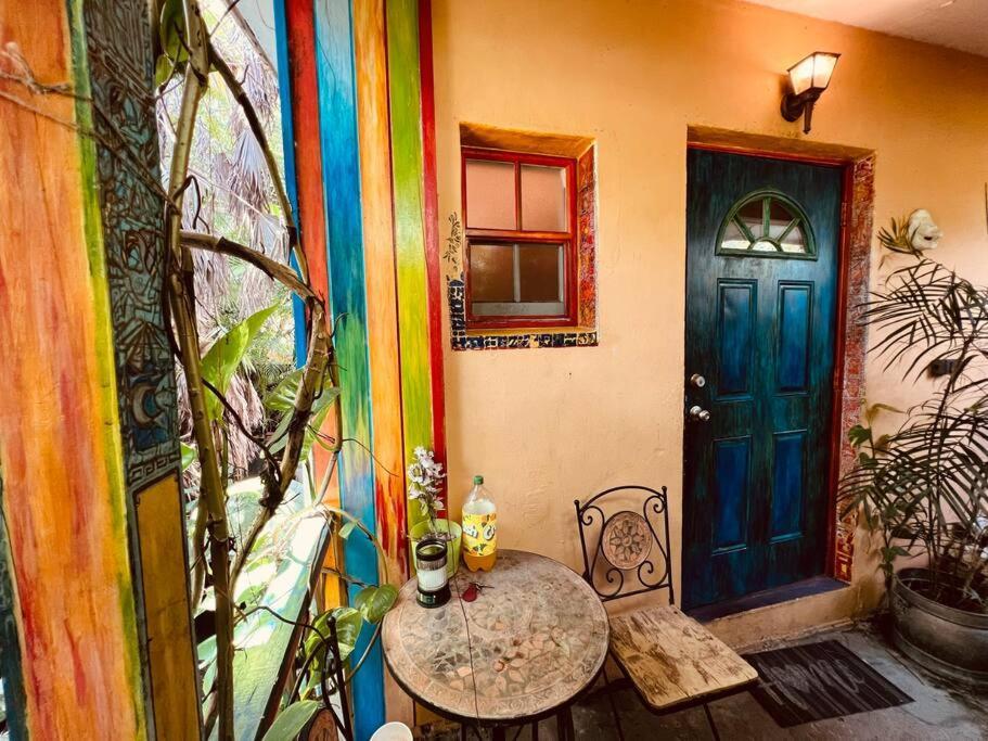 Miami Bungalow Oasis Near Everglades & The Keys カトラー・ベイ エクステリア 写真