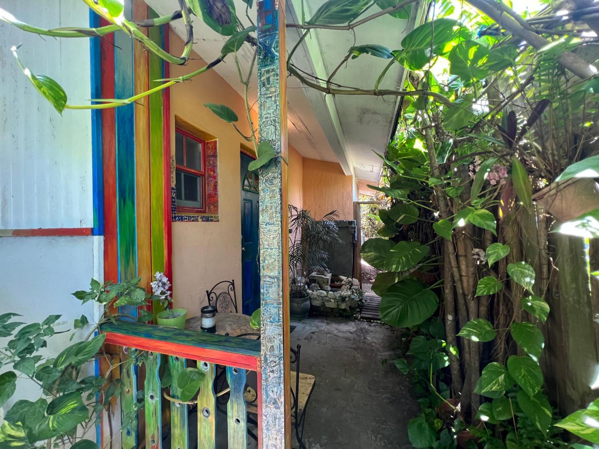 Miami Bungalow Oasis Near Everglades & The Keys カトラー・ベイ エクステリア 写真
